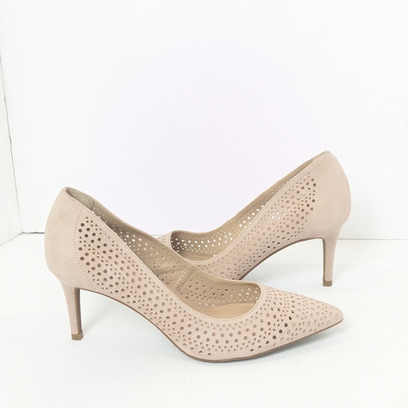 Alfani Shoes - NWOT Alfani suede heels